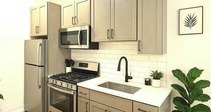 Sleek and cozy 1BR Apartment