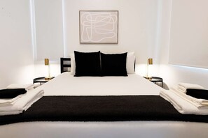 4 bedrooms, iron/ironing board, travel cot, WiFi