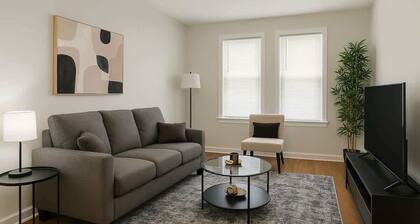 Cozy 1-Bedroom Apartment