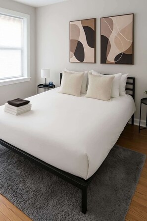 1 bedroom, iron/ironing board, travel cot, WiFi