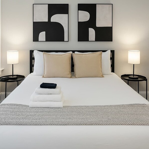 3 quartos, ferros/tábuas de passar roupa, Wi-Fi, roupa de cama
