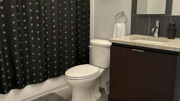 Ducha y secador de pelo