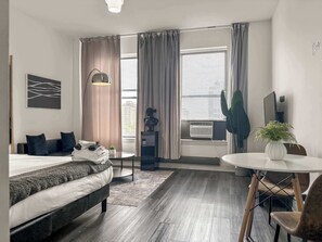 Iron/ironing board, travel cot, WiFi, bed sheets