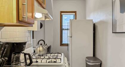 Studio Unit | Chic + Prime Location