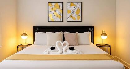 Cozy 2BR Apt for a Seamless Stay