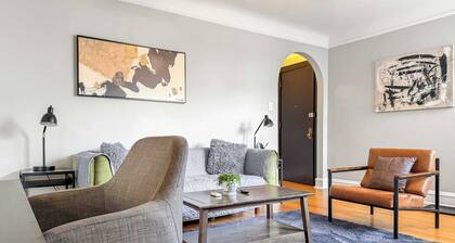 Well-Laid-Out 1BR Apt Near Transit