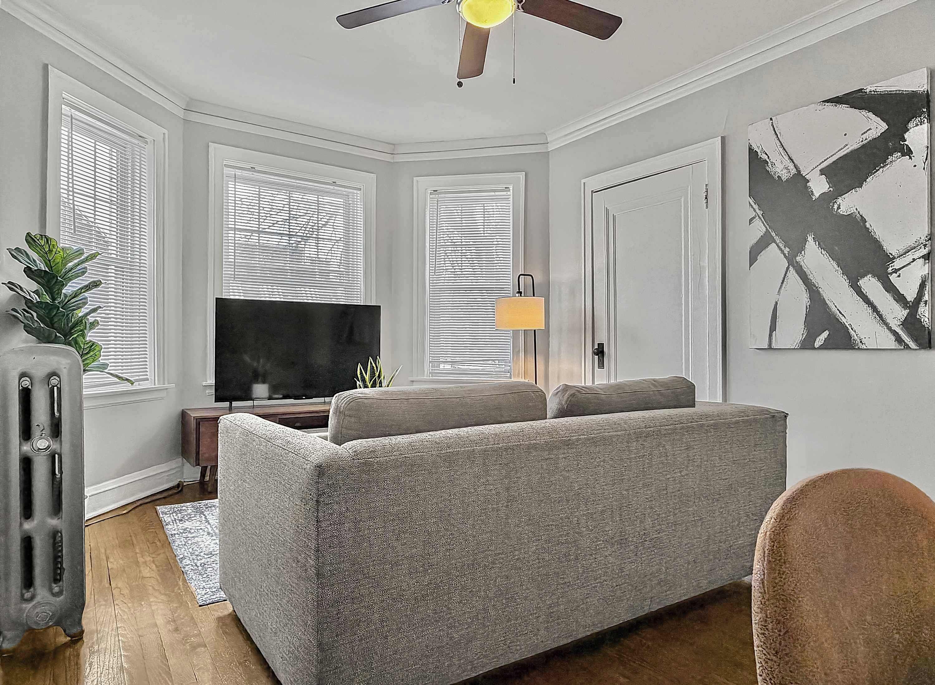 テレビ、書斎 / ワークスペース