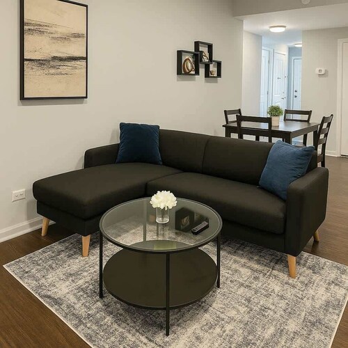 Cozy 2BR Apartment w/ Washer & Dryer