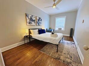 2 bedrooms, WiFi, bed sheets