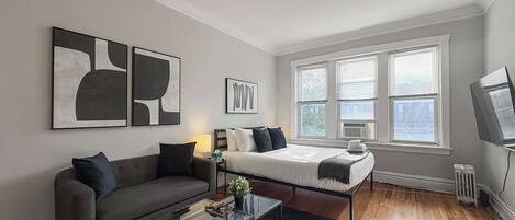 1 bedroom, iron/ironing board, travel crib, WiFi