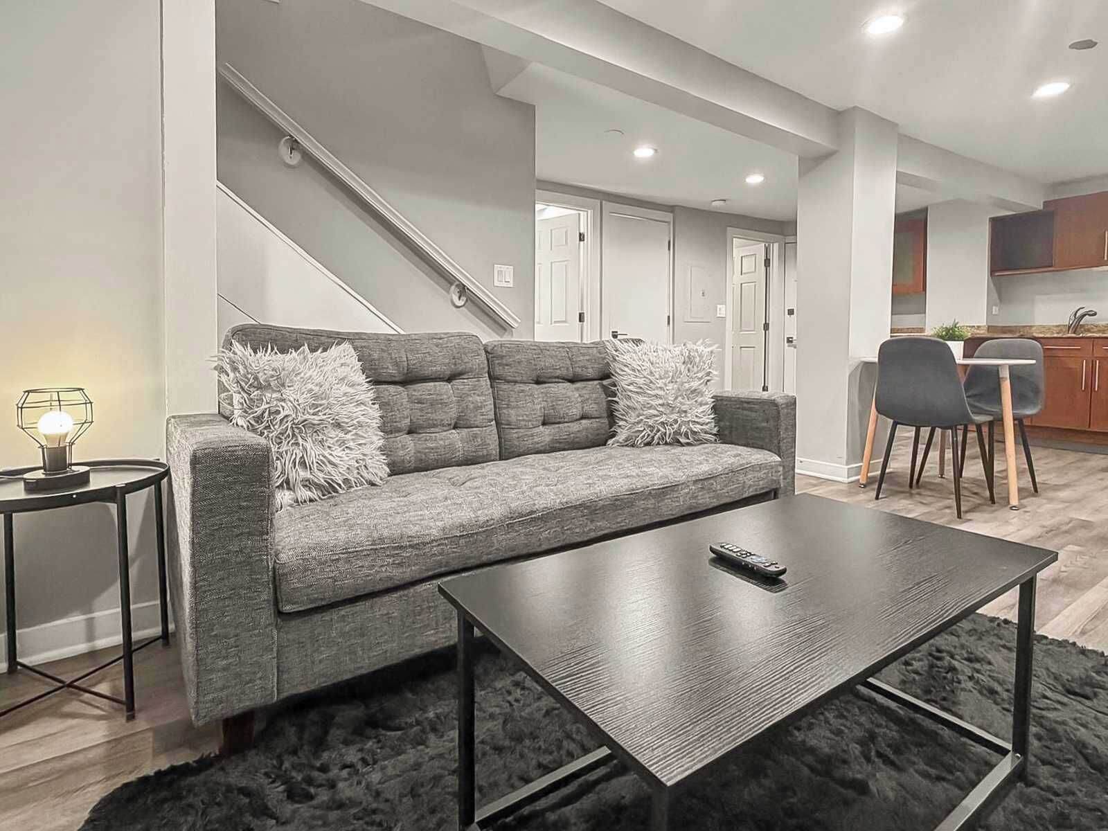 テレビ、書斎 / ワークスペース