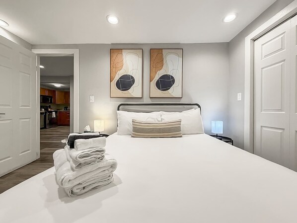 1 bedroom, iron/ironing board, travel cot, WiFi