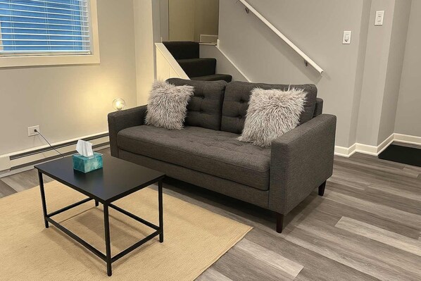 Téléviseur, bureau