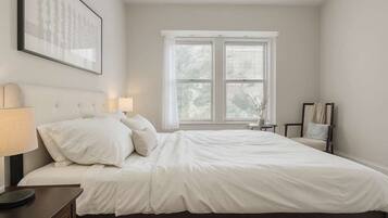 3 quartos, ferros/tábuas de passar roupa, berço de viagem, Wi-Fi