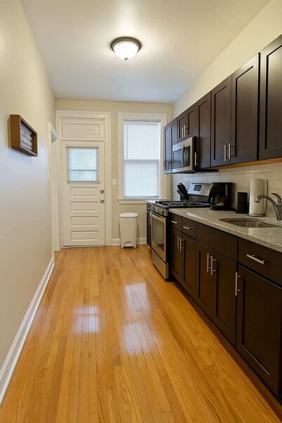 3BR Spacious Apartment in Chicago