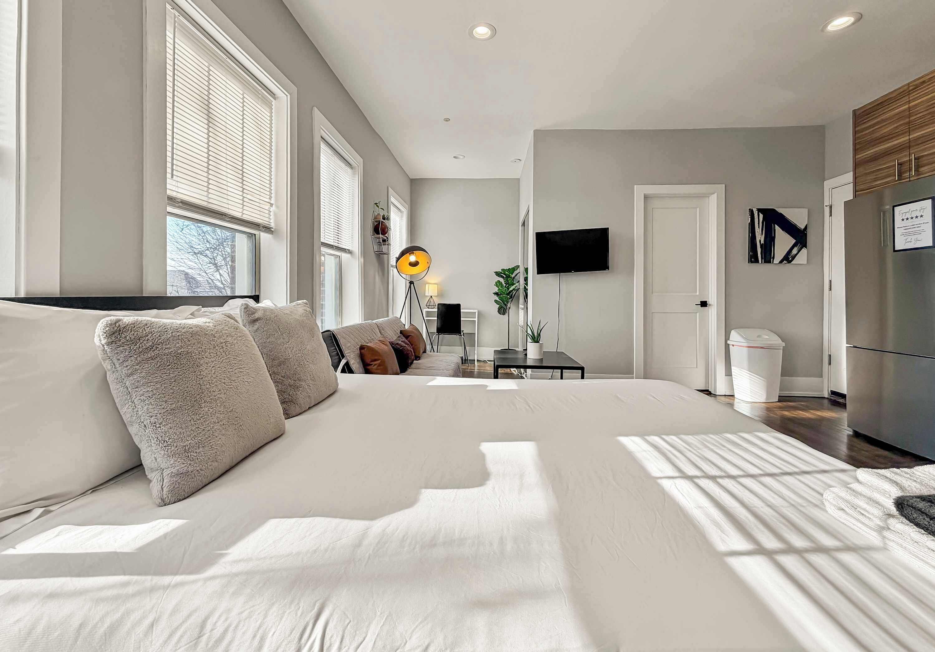 Iron/ironing board, travel crib, WiFi