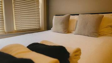 熨斗/熨衫板、可攜式嬰兒床、Wi-Fi、床單