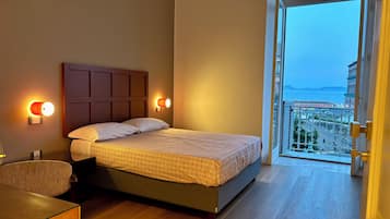 Minibar, Schreibtisch, schallisolierte Zimmer, kostenloses WLAN