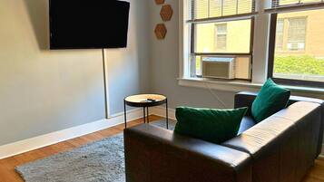 Televisio, työhuone