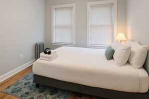 1 bedroom, iron/ironing board, travel cot, WiFi