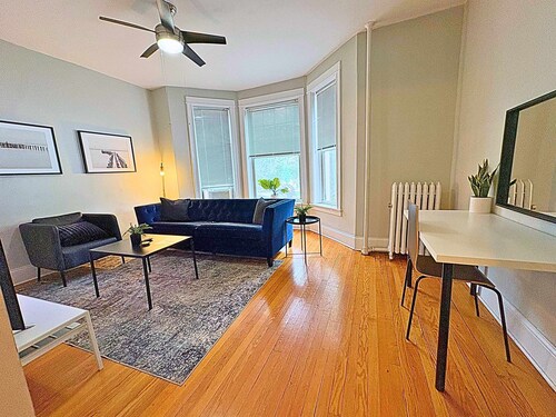 Beautifully Set Up 2BR Space