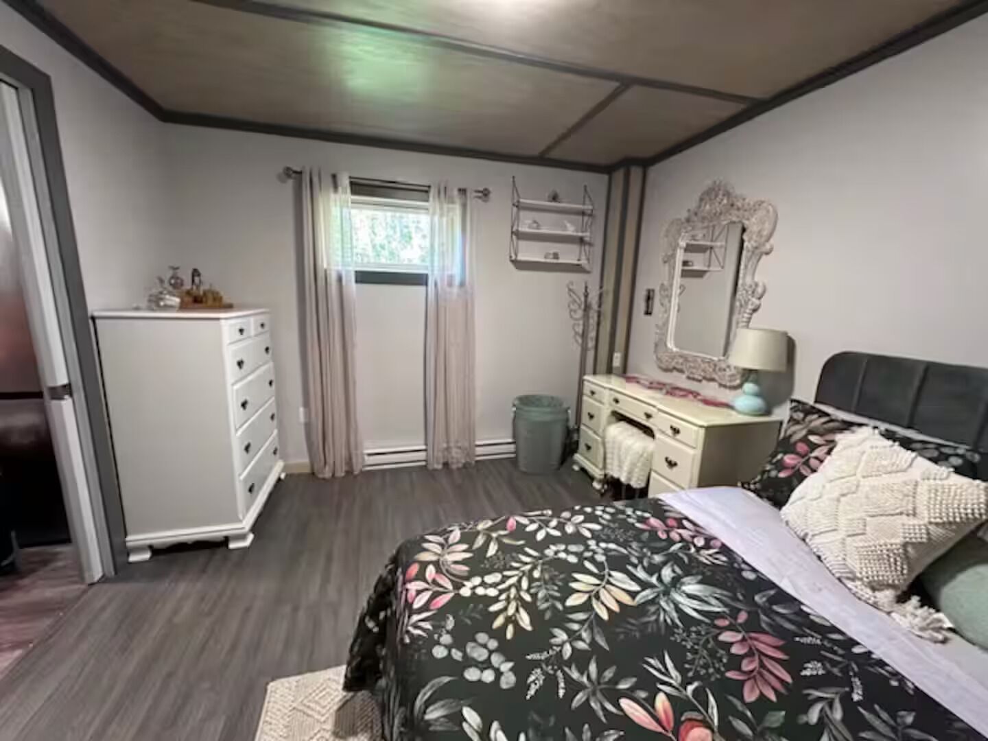 1 soverom, strykejern/-brett, wi-fi og sengetøy