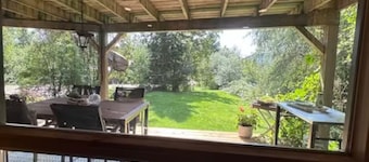 Walkout Rossport Apartment