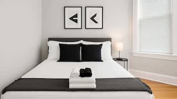 2 bedrooms, iron/ironing board, travel cot, WiFi