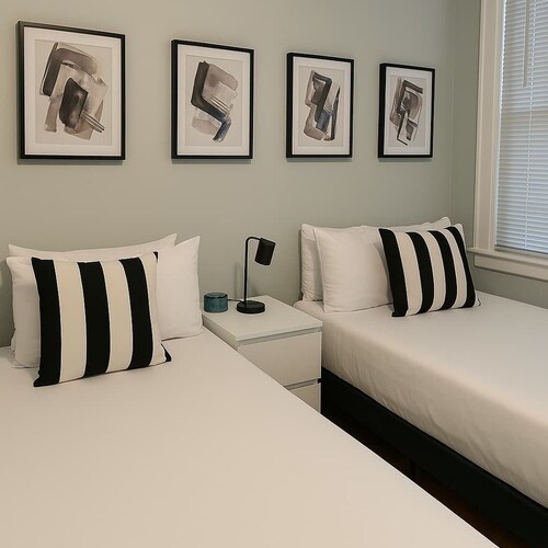 2BR Apt Beautifully Furnished