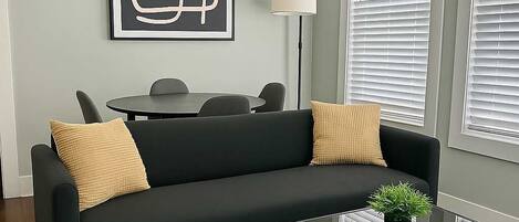 Televisión y oficina