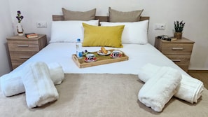 2 bedrooms, iron/ironing board, travel crib, free WiFi - A QUIET PLACE 5 MINUTES WALK FROM THE CENTER OF MONDARIZ. (Mondariz)