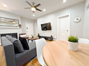 Televisio, työhuone