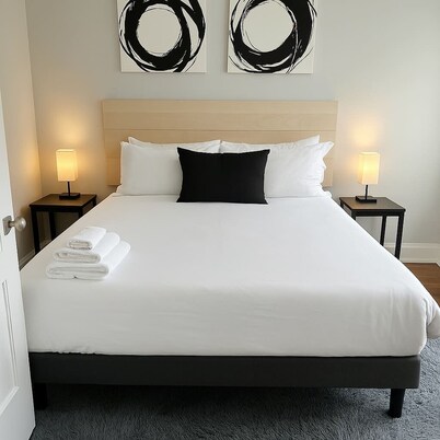 2BR Getaway - Comfy & Ready