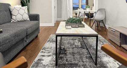 Roscoe Retreat · Cozy 2BR in Chicago