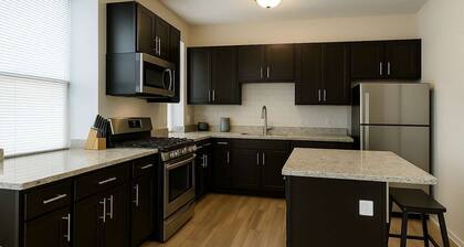 Spacious 4BR Near Wicker Park
