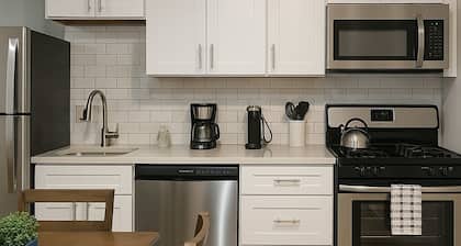 Your Perfect 2BR Home w/ Parking