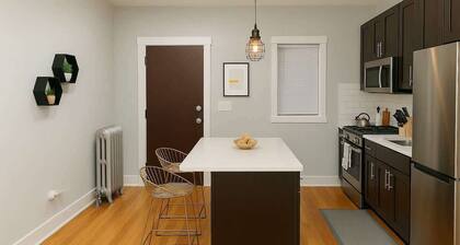 Cozy Studio in Jefferson Park