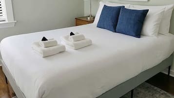 2 bedrooms, iron/ironing board, travel cot, WiFi