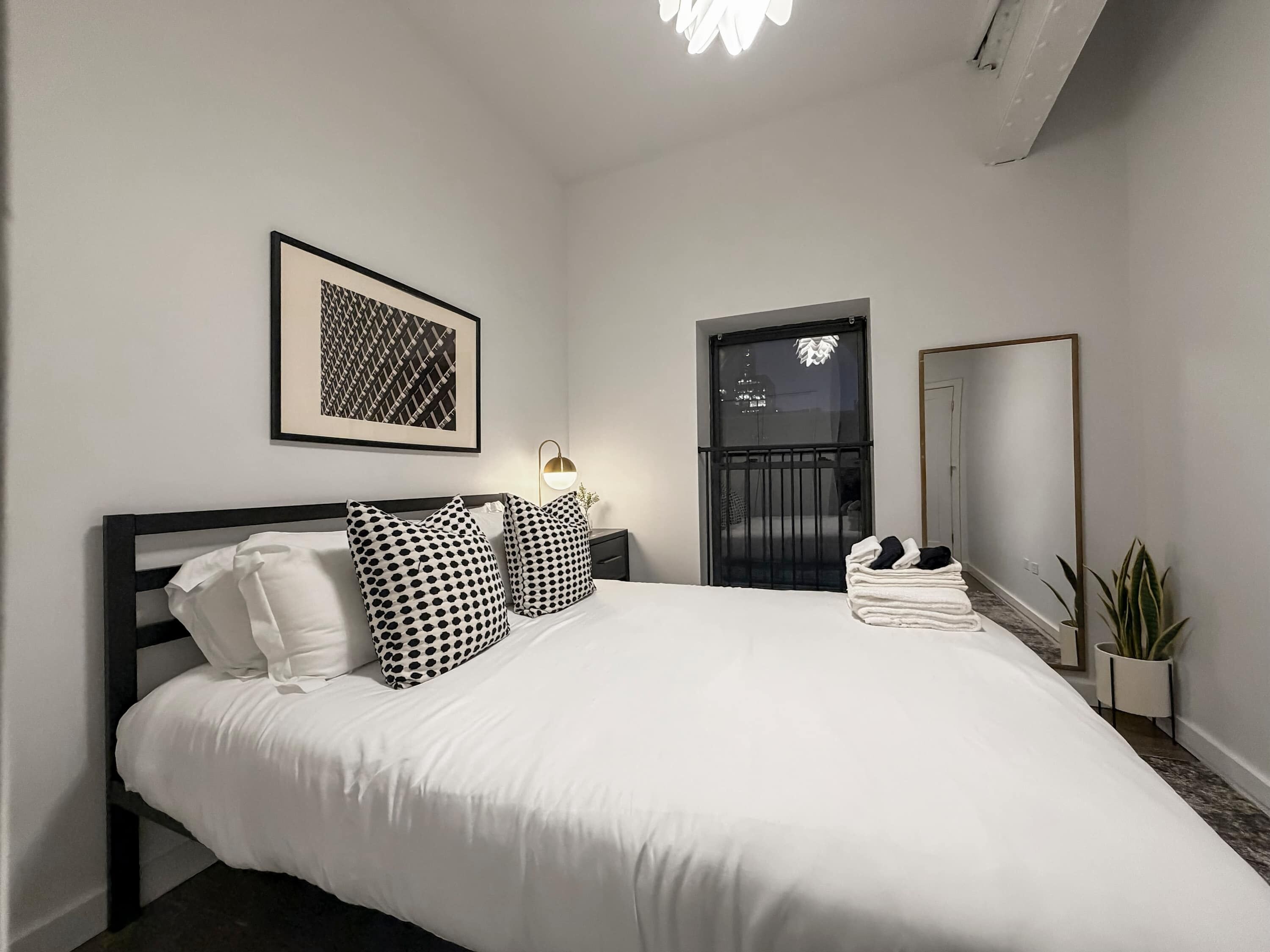 1 bedroom, iron/ironing board, travel cot, WiFi