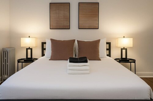 Bright & Cozy 1BR Near UChicago