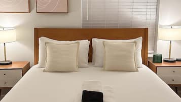 1 habitación, tabla de planchar con plancha, cuna de viaje y wifi