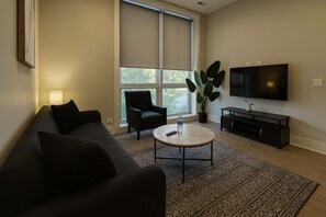 Televisor i oficines