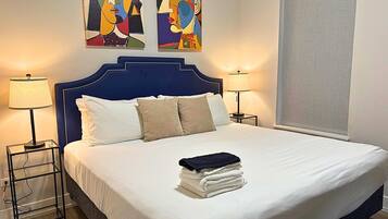 3 habitaciones, tabla de planchar con plancha, cuna de viaje y wifi