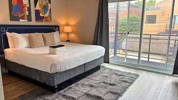 3 bedrooms, iron/ironing board, travel cot, WiFi