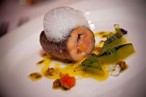 Alimentos y bebidas