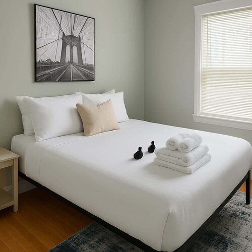 1BR Airy Apartment w/ Wi-Fi