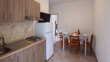 Kühlschrank, Herdplatte