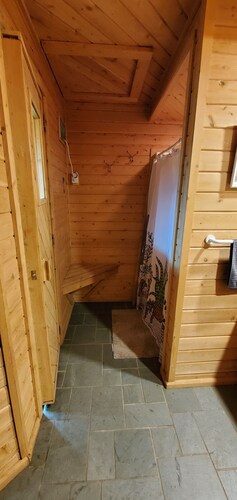 Cozy  unique studio with  Sauna, WiFi and AC and in peaceful Skowhegan
