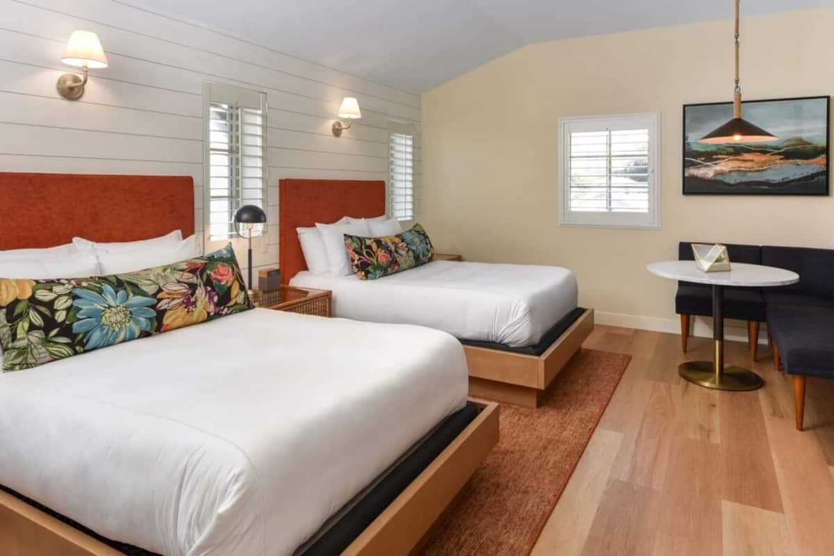 Family Double Room, 2 Double Beds, City View, Oceanfront