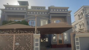 Front of property - Arabian Hostel (Muscat)